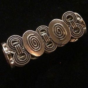 Silver Tone Stretch Bracelet